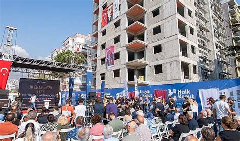 İ­z­m­i­r­’­i­n­ ­T­ü­r­k­i­y­e­’­y­e­ ­ö­r­n­e­k­ ­u­y­g­u­l­a­m­a­s­ı­ ­H­a­l­k­ ­K­o­n­u­t­ ­p­r­o­j­e­s­i­ ­h­ı­z­l­a­ ­i­l­e­r­l­i­y­o­r­